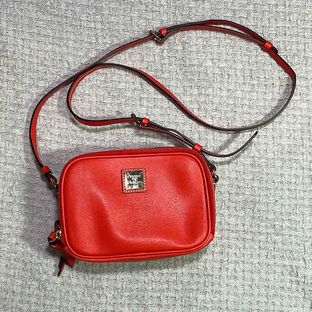 DOONEY & BOURKE CAMERA PEBBLED GRAIN ITALIAN LEATHER CROSSBODY Red/Orange